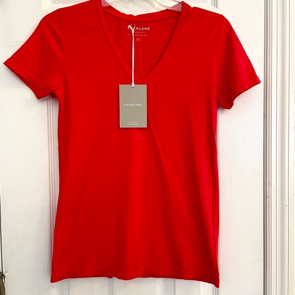 Everlane Tops - Everlane red Supima Cotton Tee Made in USA XS NWT